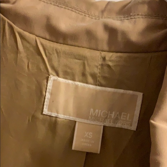 Michael Kors trench coat - Picture 2 of 5